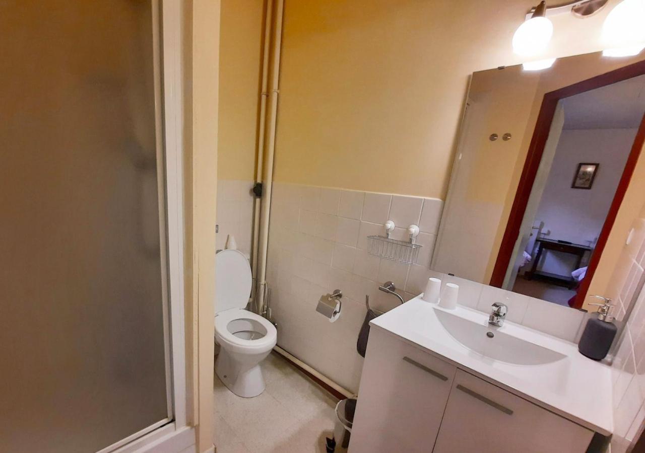 Domaine Lou Castet Bed & Breakfast Tuzaguet Bagian luar foto