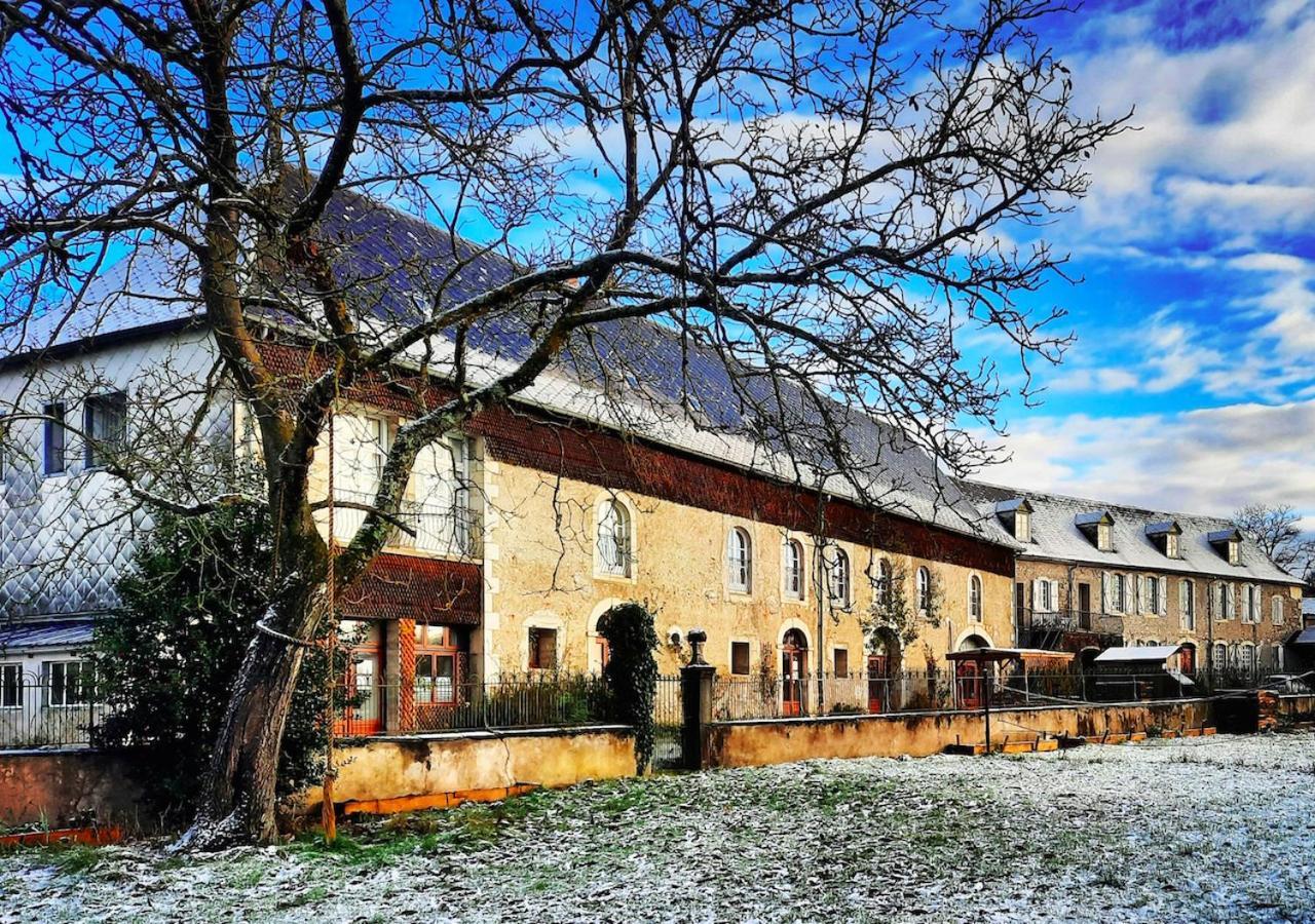 Domaine Lou Castet Bed & Breakfast Tuzaguet Bagian luar foto