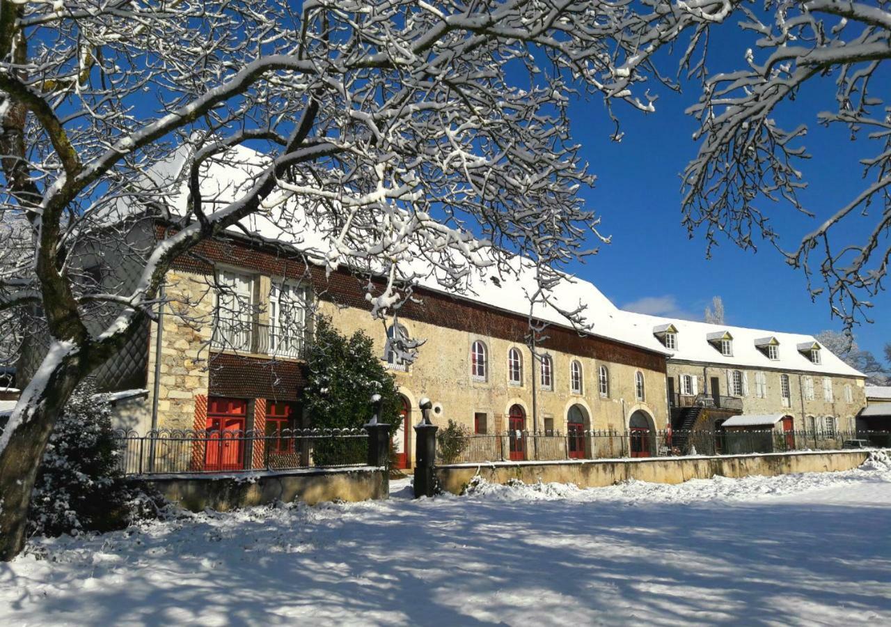 Domaine Lou Castet Bed & Breakfast Tuzaguet Bagian luar foto
